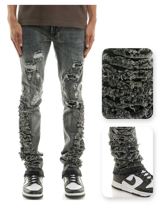 M GREY
DISTRESSED STACK JEANS
STACKED FIT